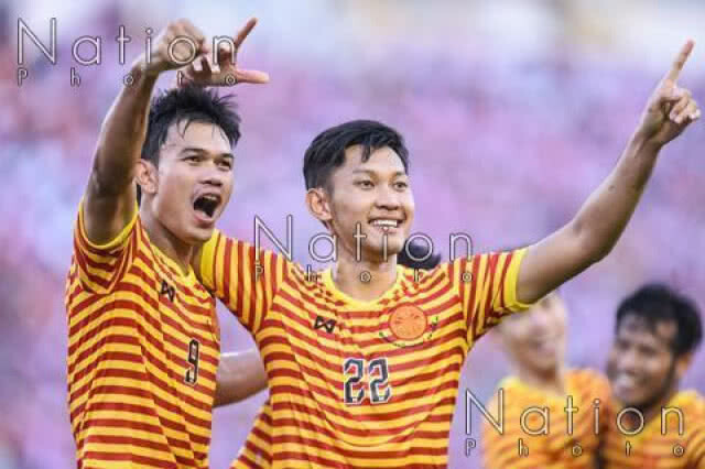 "ดร.จุฑา" ติง "จุฬา-มธ." ดึงแข้งทีมชาติเตะบอลประเพณีฯ