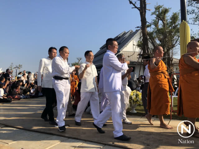 เตรียมขบวนรถ เคลื่อนเถ้าอัฐิ "หลวงพ่อคูณ" สู่ จ.หนองคาย