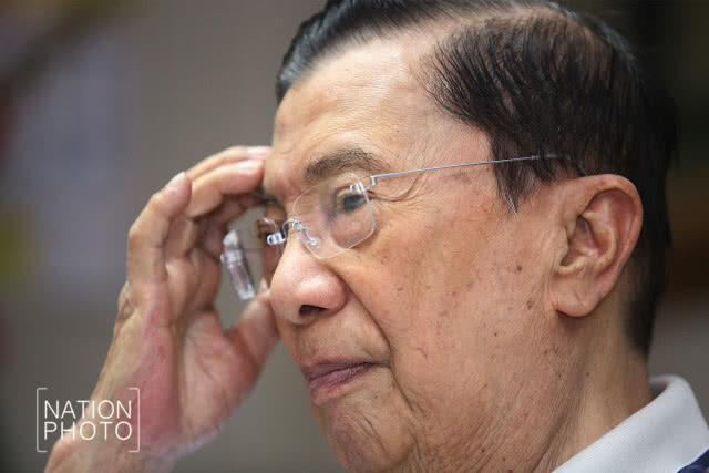 "บิ๊กจิ๋ว" ขอพักรบ รับมี 5 พรรคทาบนั่งบัญชีนายกฯ