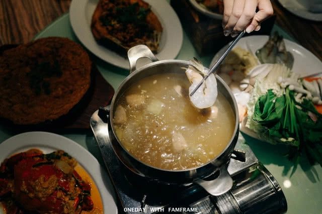 ชวนชิม! สลัดมงคลต้อนรับตรุษจีนที่ "ฮั่วเซ่งฮง"