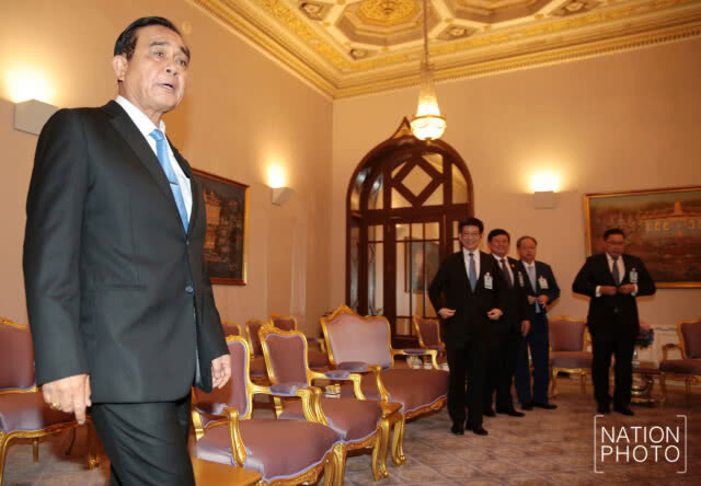 "เสรีพิศุทธ์" ถามนายกฯ คิดถูกหรือ? รับข้อเสนอ "พปชร."