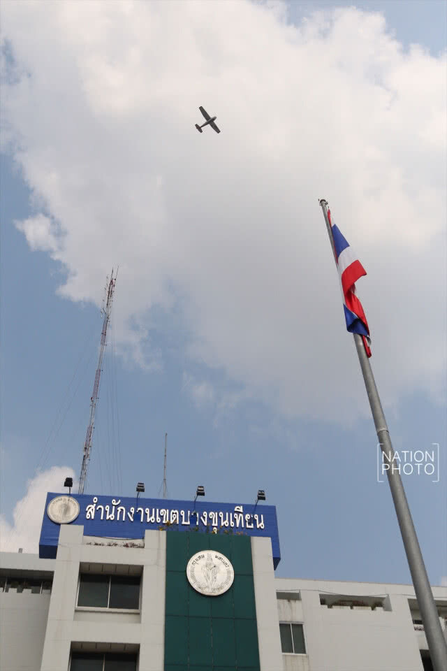 บินพ่นน้ำได้ผล ค่าฝุ่น PM2.5 พระราม 2 ลดลง