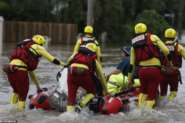 ท่วมหนัก!! ควีนสแลนด์ ของออสเตรเลีย ฝนยังคงตกหนักต่อเนื่อง