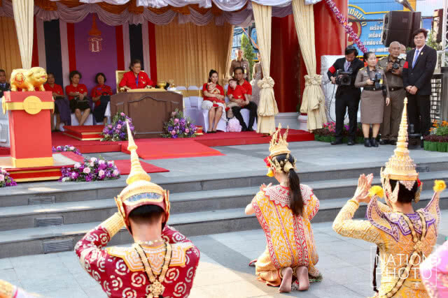 สมเด็จพระเทพฯ เสด็จเปิดงานตรุษจีนเยาวราช ประจำปี 2562