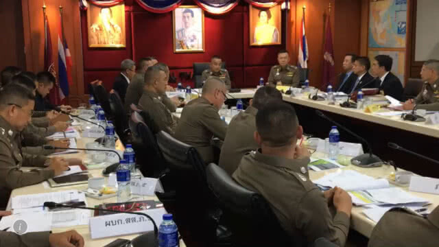 "ศรีวราห์" เตือนปชช.ห้ามย้ายป้ายหาเสียง ชี้มีความผิด