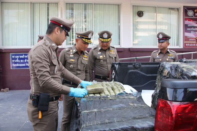 รวบพ่อค้ากัญชา ของกลาง 300 กิโลฯ