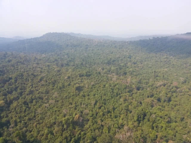 บินสำรวจสภาพพื้นที่ป่า เขตรักษาพันธุ์สัตว์ป่าห้วยศาลา 237,500 ไร่ จ.ศรีษะเกษ