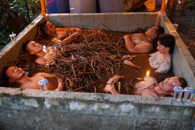 ตามรอยพิธีกรรมสำนักเขาอ้อ