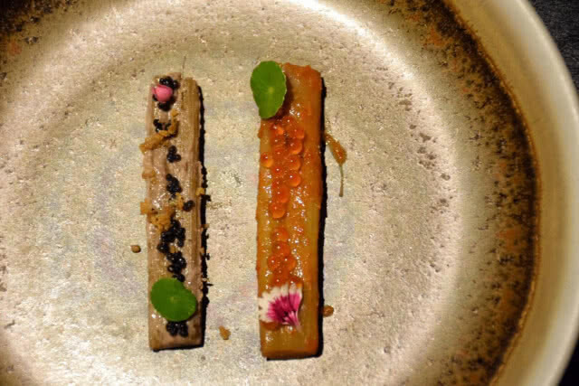 อร่อยปักหมุด : "วังหิ่งห้อย" ทานอาหารแบบ Fine Dinning ใต้แสงหิ่งห้อยนับร้อยตัว