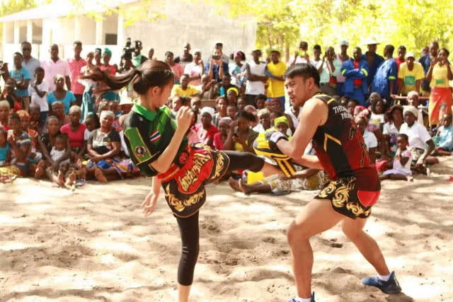 กต.สอน​ 'มวยไทย'​ ชาวโมซัมบิกกระชับความสัมพันธ์​ระหว่างประเทศ​!