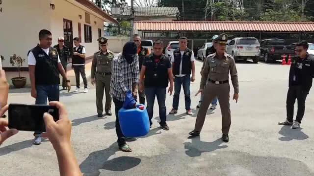 จับมือเผาโรงพักเขาย้อย-อ้างประชดแม่