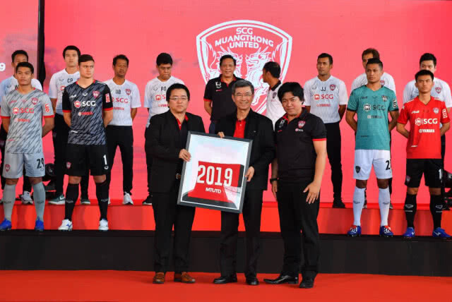 เมืองทองฯ เปิดตัวแคมเปญ "FOOTBALL'S COMING HOME" พร้อมเดินหน้าล่าแชมป์2019