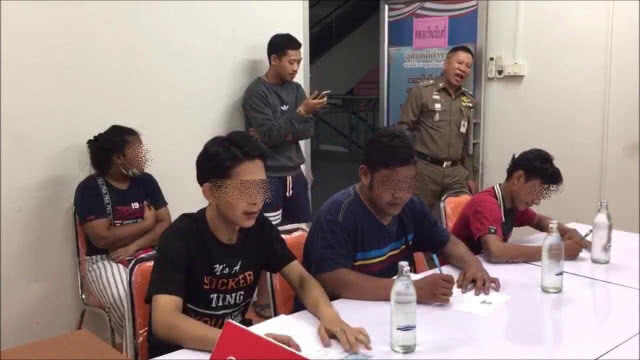3วัยรุ่นหัวร้อนเข้ามอบตัว หลังมีคลิปทุบรถแชร์โลกโซเชี่ยล