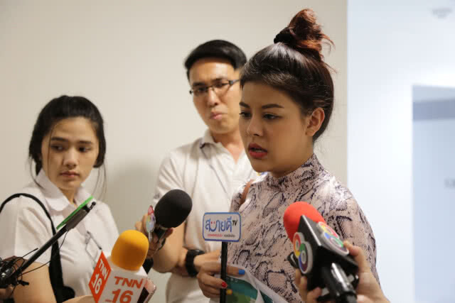 ลูกทุ่งสาวร้องปอท. ถูกตัดต่อภาพทำเสื่อม แถมโรคจิตโทรป่วนแม่