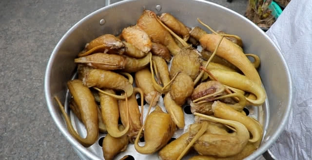 "ข้าวเหนียวหม้อข้าวหม้อแกงลิง" ขนมโบราณสร้างรายได้เสริม