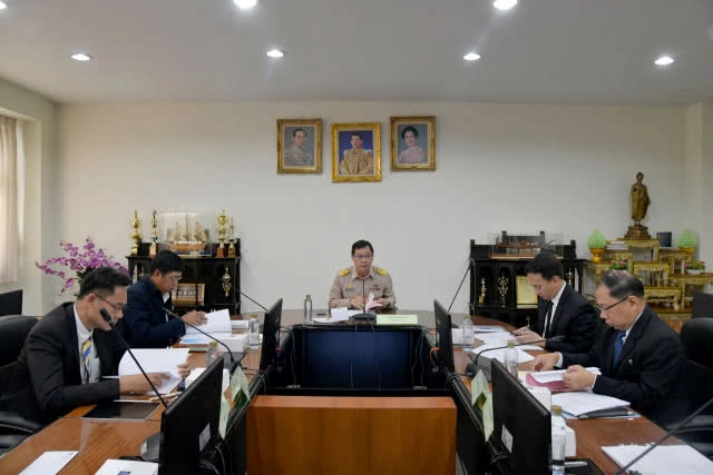 คมนาคมติดตามความคืบหน้าโครงการท่าเทียบเรือ ซี 0 และ เอ 0