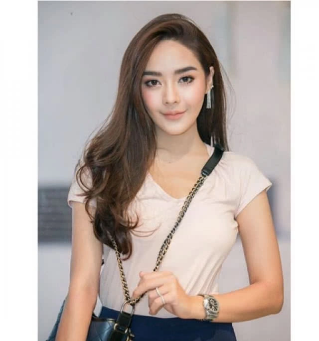 ส่อง!!! ภาพเหล่าดารา คนดัง เข้าวัดทำบุญ ในวันมาฆบูชา 2562