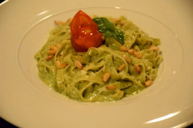 อร่อยปักหมุด : "Di Farina Pizza" ร้านพิซซ่าและอาหารอิตาเลี่ยน Homemade