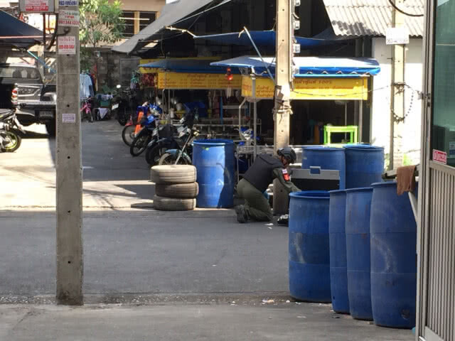 โล่งอก! วัตถุต้องสงสัยเป็นระเบิดปลอม อีกลูกระเบิดซ้อม