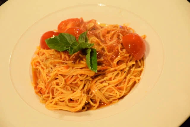 อร่อยปักหมุด : "Di Farina Pizza" ร้านพิซซ่าและอาหารอิตาเลี่ยน Homemade