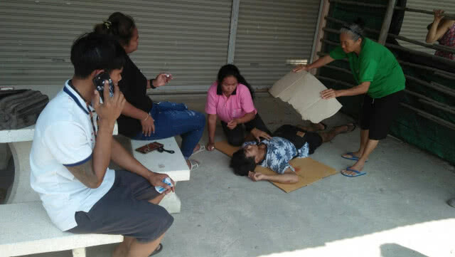 ระทึก!! กล้องหน้ารถจับภาพ เลี้ยวกลับรถตัดหน้าชนสนั่น