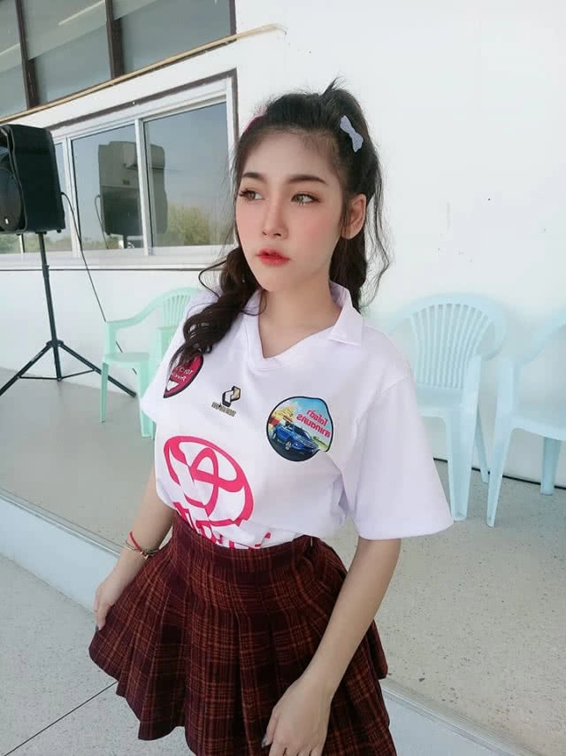 รู้จัก พลอยไพลิน ผู้สมัคร ส.ส.เขต1 มหาสารคาม