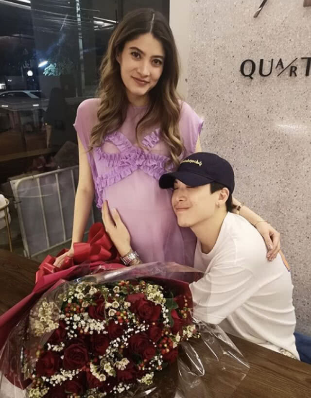 "ป๊อก" กลัวเลือดแต่จะสู้!!! พร้อมเข้าห้องคลอดให้กำลังใจ "มาร์กี้" ขอตัดสายสะดือลูกแฝดเอง