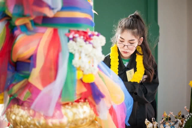 รู้จัก พลอยไพลิน ผู้สมัคร ส.ส.เขต1 มหาสารคาม