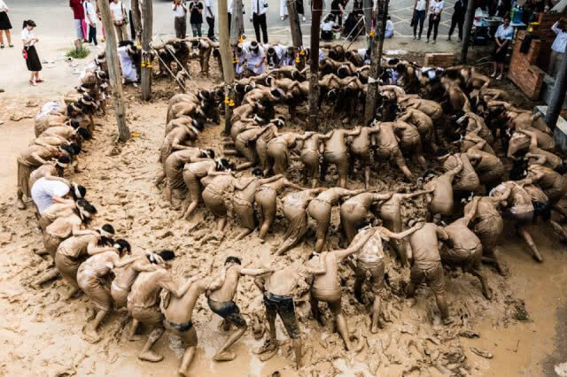 สถาปัตย์ฯ ม.นเรศวร แจงภาพลงเสาเอกรับน้อง ส่งเสริมรัก-สามัคคี