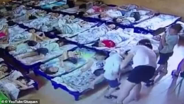 ครูอนุบาลจีน ใช้คลิปหนีบกระดาษทิ่มเด็กที่ไม่ยอมนอนกลางวัน