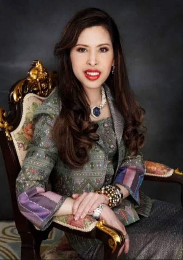 แถลงการณ์ : ฟ้าหญิงจุฬาภรณ์ เสด็จไปรับการถวายรักษาพระเนตร ฉบับที่ 3