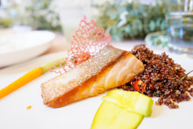 "Healthy Tasty Club" สถานที่แฮ้งค์เอาท์ แห่งใหม่สำหรับคนรักสุขภาพ