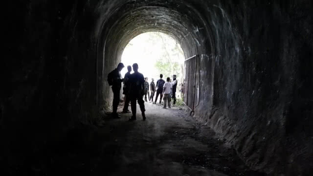 พบอุโมงค์ปริศนาเจาะทะลุเขาบนเกาะสมุย