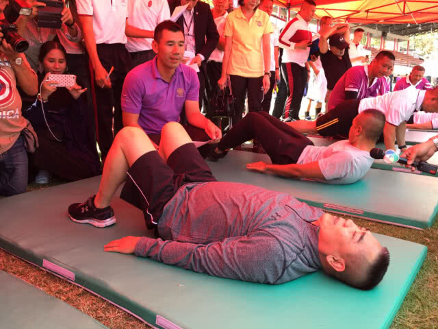 "จักรทิพย์" นำทีมทดสอบสมรรถภาพร่างกาย ผ่านฉลุย!