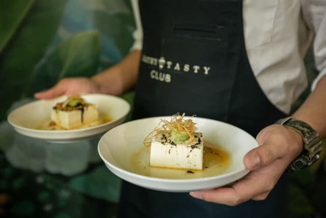 "Healthy Tasty Club" สถานที่แฮ้งค์เอาท์ แห่งใหม่สำหรับคนรักสุขภาพ