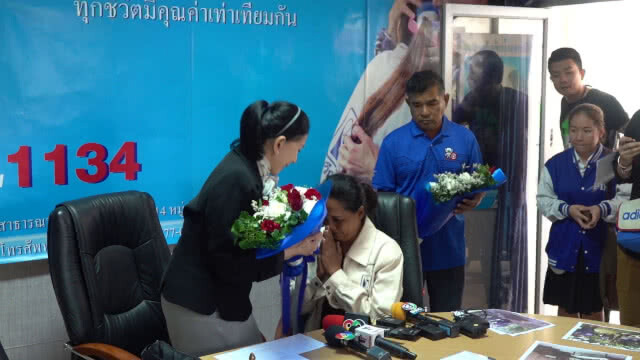 แม่ขอบคุณมูลนิธิปวีณาฯ ช่วยคดีน้องน้ำถูกนายจ้างฆ่าฝังดิน 5 ปี