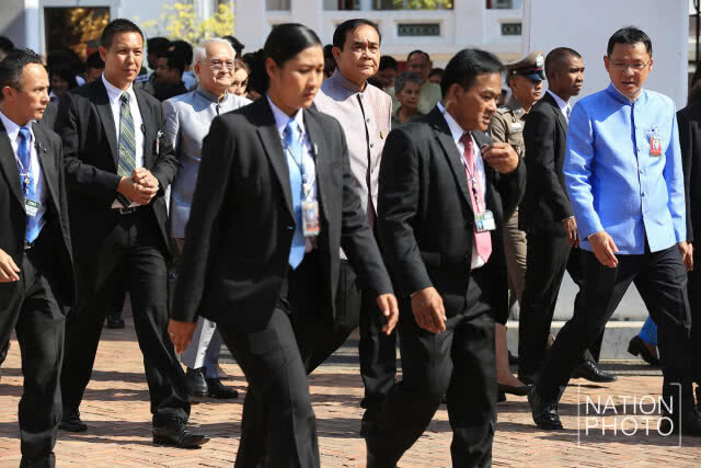 "ประยุทธ์" ตอบชัด หลังคนแช่งให้เครื่องบินตก