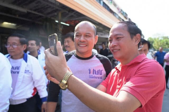 "ทษช." บาดเจ็บ  นายใหญ่ส่ง "โอ๊ค" ลงสู้