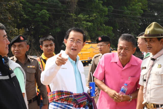 คมนาคม ตรวจโครงการก่อสร้างบนทางหลวงหมายเลข 294 และ 220