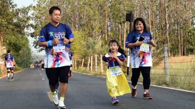 เกือบ 2,000 คน - วิ่งเพื่อสุขภาพ Wangnamyen Mini marathon 2019