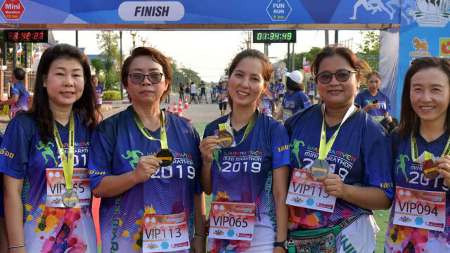 เกือบ 2,000 คน - วิ่งเพื่อสุขภาพ Wangnamyen Mini marathon 2019