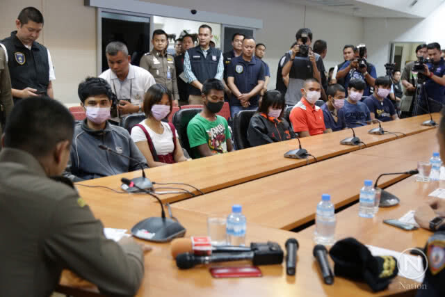 "บิ๊กโจ๊ก" แถลงรวบแก๊งเว็บสร้างข่าวปลอมปั่นกระแสโจมตีรัฐบาล