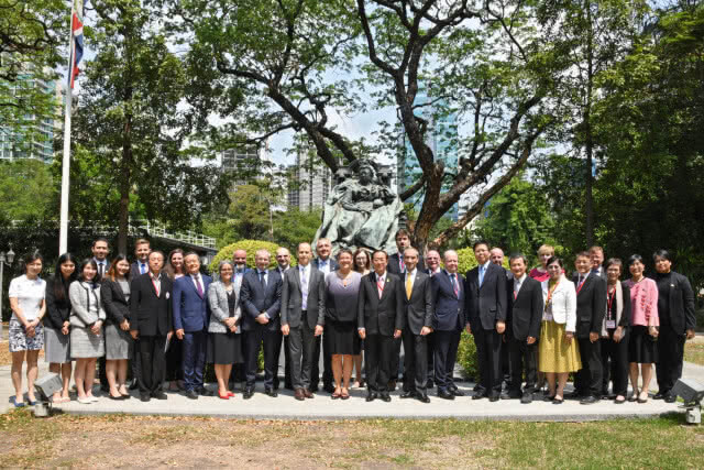 อาคมร่วมงานภาคีเครือข่ายพันธมิตรด้านความปลอดภัยบนท้องถนนระหว่างสถานฑูต