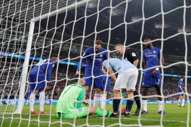 ย้อนชมคลิป ซาร์รี่ ฟิวส์ขาด เหตุ เกป้า ปฏิเสธการเปลี่ยนตัว