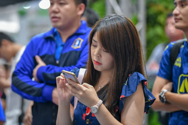 "บุรีรัมย์​ ยูไนเต็ด"​ โค่น​ "ชลบุรี​" ผงาดแชมป์​ Thai League E-Sport Pro 2018​