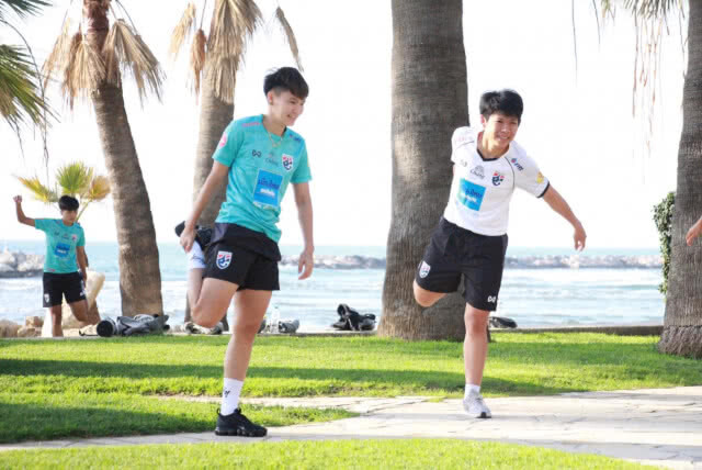 ‘มาดามแป้ง’ มั่นใจลูกทีมพร้อมเจอฮังการีนัดแรก ไซปรัส คัพ