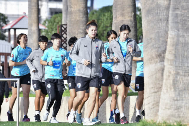 ‘มาดามแป้ง’ มั่นใจลูกทีมพร้อมเจอฮังการีนัดแรก ไซปรัส คัพ