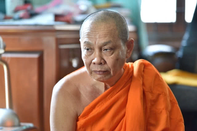 เจ้าอาวาสวัดสิงห์ เผย พระใหม่ยังเครียด จิตใจสับสน ย้ำไม่ทราบเรื่องขอย้ายไปจำวัดที่ จ.ร้อยเอ็ด​