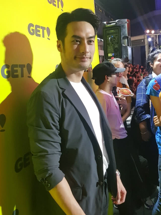 "บอย" ปัดจีบ "ยิปโซ" ยันสัมพันธ์แค่เพื่อน