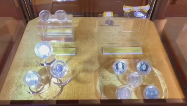 คลังเปิดจอง "เหรียญราชาภิเษก" รัชกาลที่ 10 วันที่ 4 มีนาคมนี้